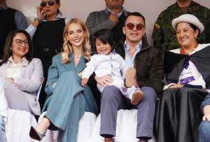 Ambato celebra su fiesta mayor con Daniel Noboa como invitado de honor en el desfile central