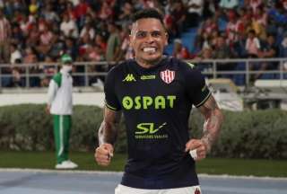 Álvez anotó un golazo en la Copa Sudamericana