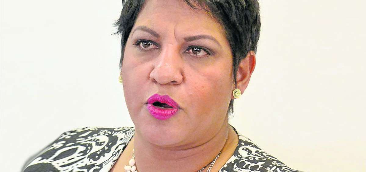 Carri&oacute;n denuncia a personas cercanas a Rodas