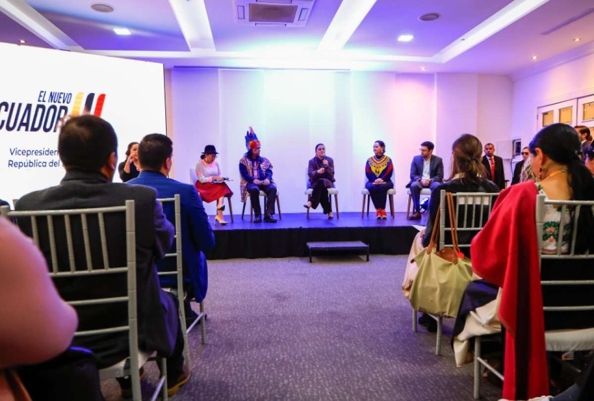 Educaci&oacute;n biling&uuml;e con calidad y pertinencia cultural, la meta del Gobierno