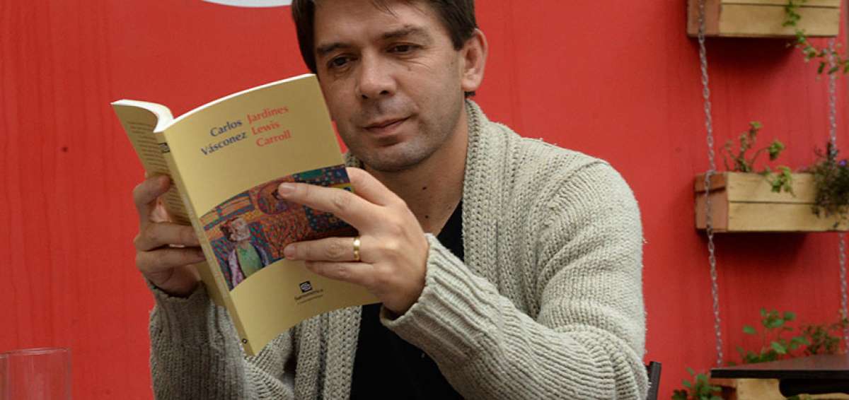 "Los escritores somos un poco enga&ntilde;adores"