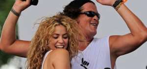 Shakira y Vives alegan se atac&oacute; su dignidad con demanda de plagio