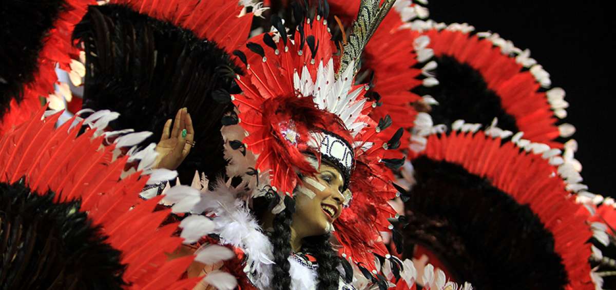 El carnaval de R&iacute;o es una tradici&oacute;n que genera aproximadamente unos $ 1.000 millones. 
