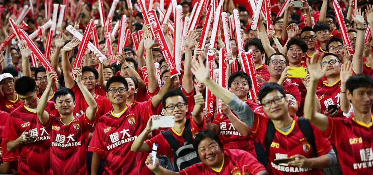 China, que aspira a organizar un Mundial, desembarca en la FIFA con sus patrocinadores
