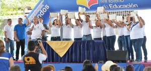 Espinosa presenta plan en Manab&iacute;