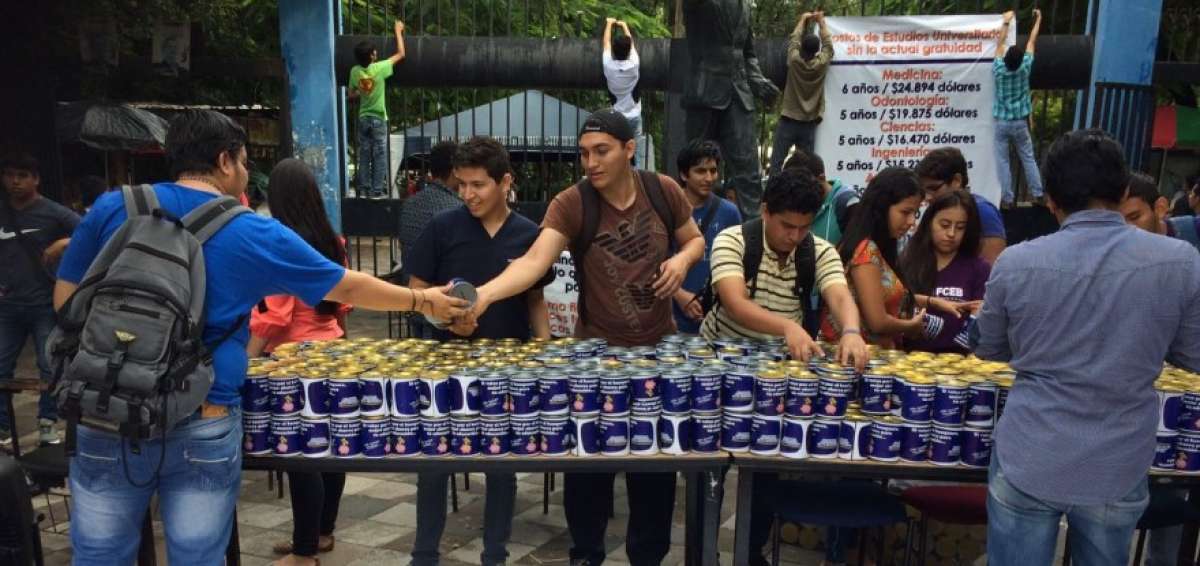 Universitarios temen que se pierda la gratuidad de la educaci&oacute;n