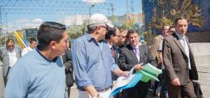 Los supuestos afectados, sus familiares y el abogado que los representar&aacute; en la causa llegaron la ma&ntilde;ana de ayer a la Fiscal&iacute;a General.