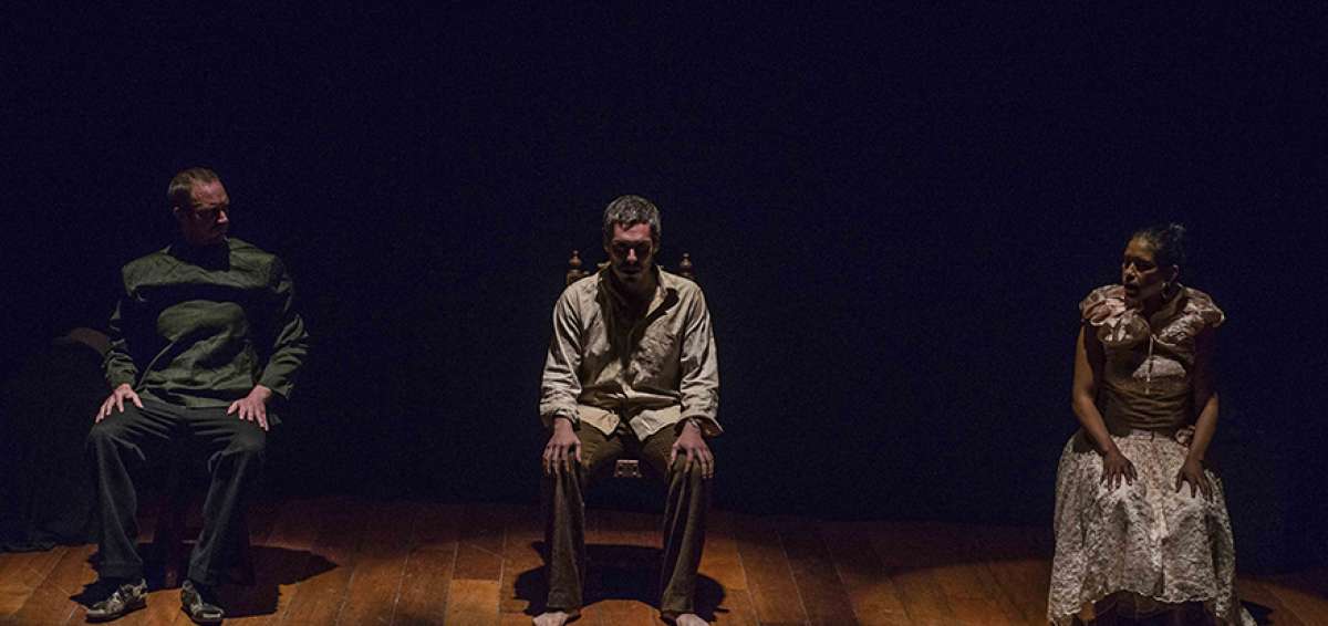 &rarr;Esta es una obra que habla sobre la vida de los artistas trashumantes que viajaban por diferentes ciudades con la intenci&oacute;n de vivir del teatro.