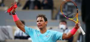 Nadal se mete en tercera ronda tras batir sin problemas a McDonald