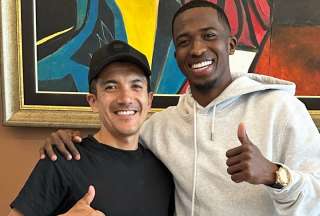 El ciclista olímpico Richard Carapaz y el defensor campeón de la Champions League con PSG, Willian Pacho, protagonizaron un emotivo encuentro. 