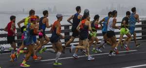 Estadounidense Flanagan y keniano Kamworor triunfan en Marat&oacute;n de Nueva York