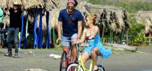 Carlos Vives y Shakira demandados por supuesto plagio del tema 'La bicicleta'
