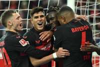 Así fue el partido de los equipos Bayer Leverkusen y Eintracht Frankfurt, de los ecuatorianos Hincapié y Pacho.