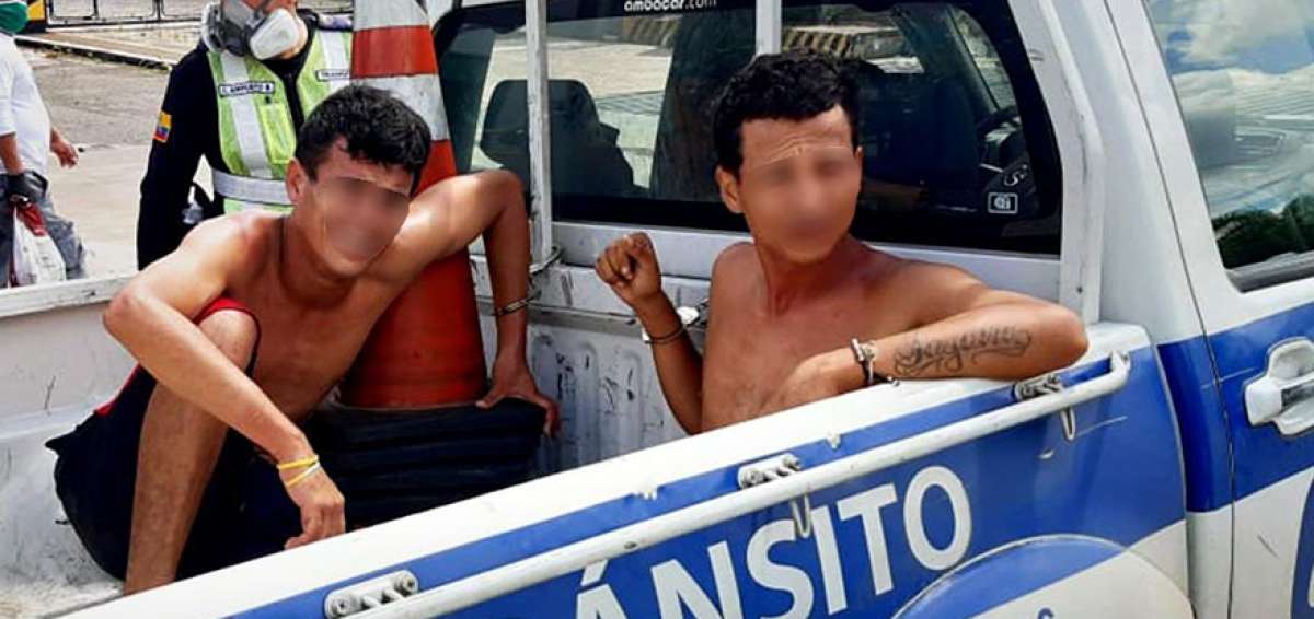 Motociclista qued&oacute; en prisi&oacute;n por agredir con cuchillo a agente de tr&aacute;nsito