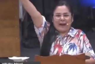 Pastora clama a Dios en medio de un sismo en Lima.