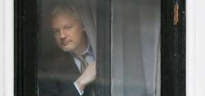 Suecia recibe traducido el acta del interrogatorio de Assange