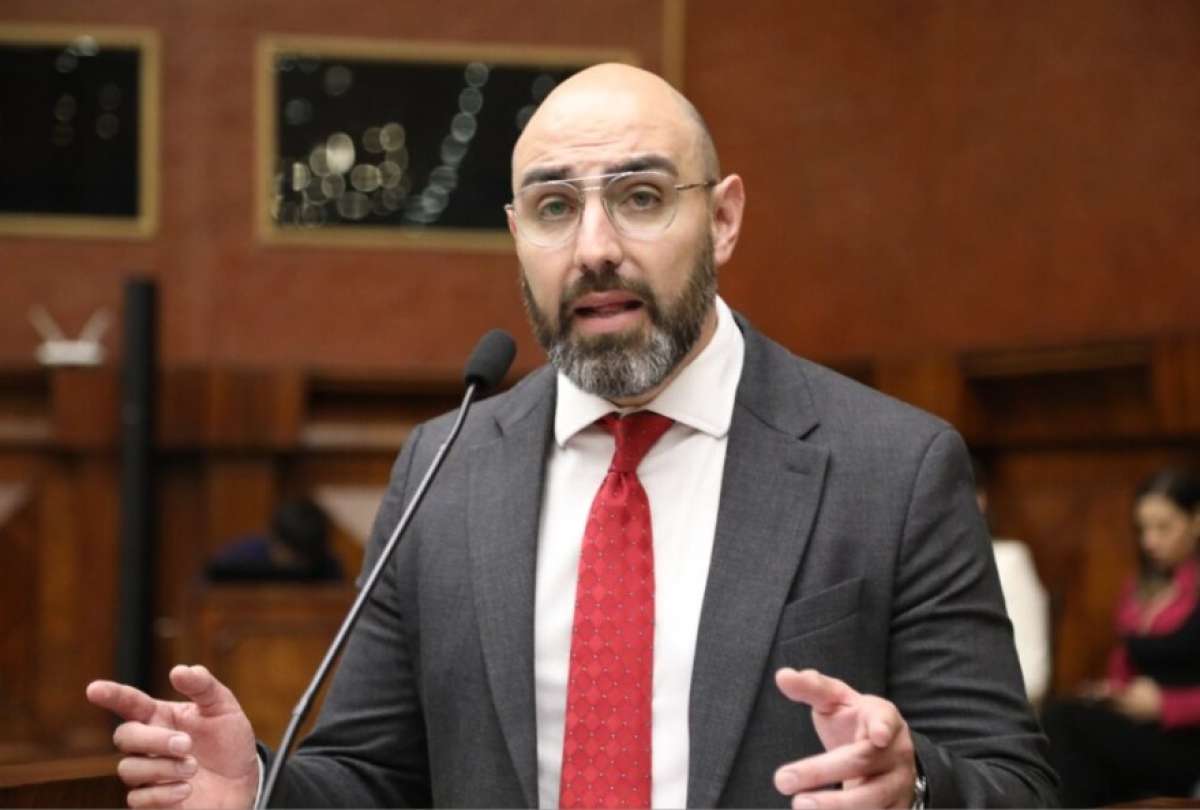 Mario Godoy durante su intervenci&oacute;n en la Asamblea Nacional.