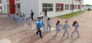 Los alumnos de la Costa no tendr&aacute;n clases una semana debido a que los docentes participar&aacute;n en una capacitaci&oacute;n.