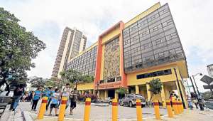 Hoy abre el Sal&oacute;n de Octubre en la Casa de la Cultura