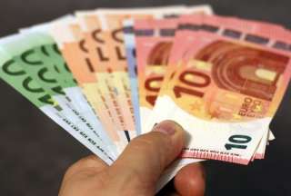 El euro cayó a sus peores niveles con el miedo a una recesión en Europa.