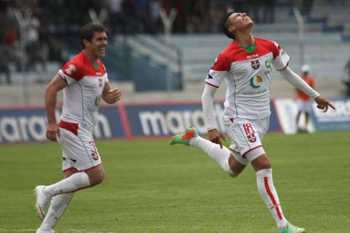 Byron Calva fue el autor del gol con el que el cuadro de Loja venci&oacute; de local. Foto: API
