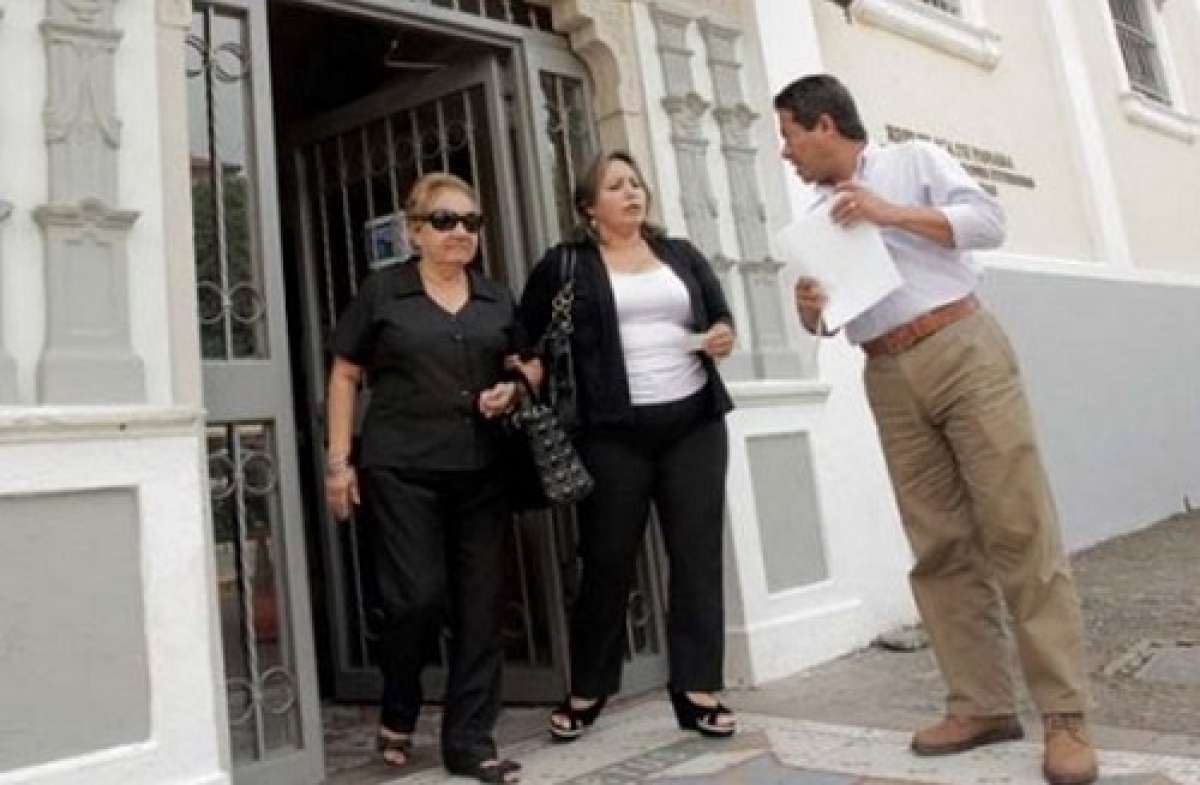 En septiembre, Clemencia Avenda&ntilde;o, madre de Carlos Llanos, viaj&oacute; a Panam&aacute; y solicit&oacute; que dicho pa&iacute;s niegue el asilo territorial a Lara por el crimen de su familia. Foto: Marco Salgado / El Tel&eacute;grafo 