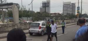 Polic&iacute;a detiene a cuatro personas con droga en la av. del Bombero