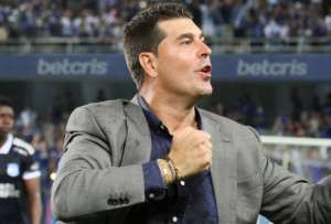 Barcelona Sporting Club presentó a Ismael Rescalvo como su nuevo director técnico.