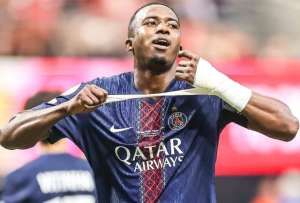 Willian Pacho est&aacute; entre los mejores pagados de Francia.