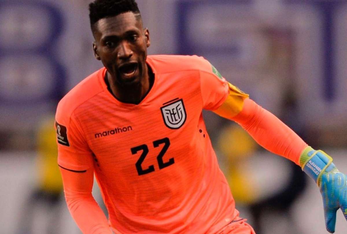Alexander Domínguez regresará después de seis años al equipo albo.