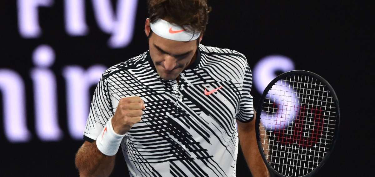 Federer silencia a Zverev y se clasifica para semifinales en Australia