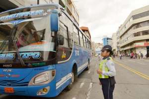 En Ambato se habilitar&aacute; l&iacute;nea 1800 para quejas