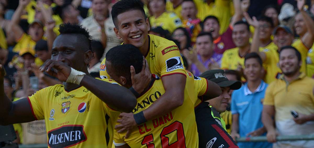 Barcelona pide $ 2 millones por Washington Vera
