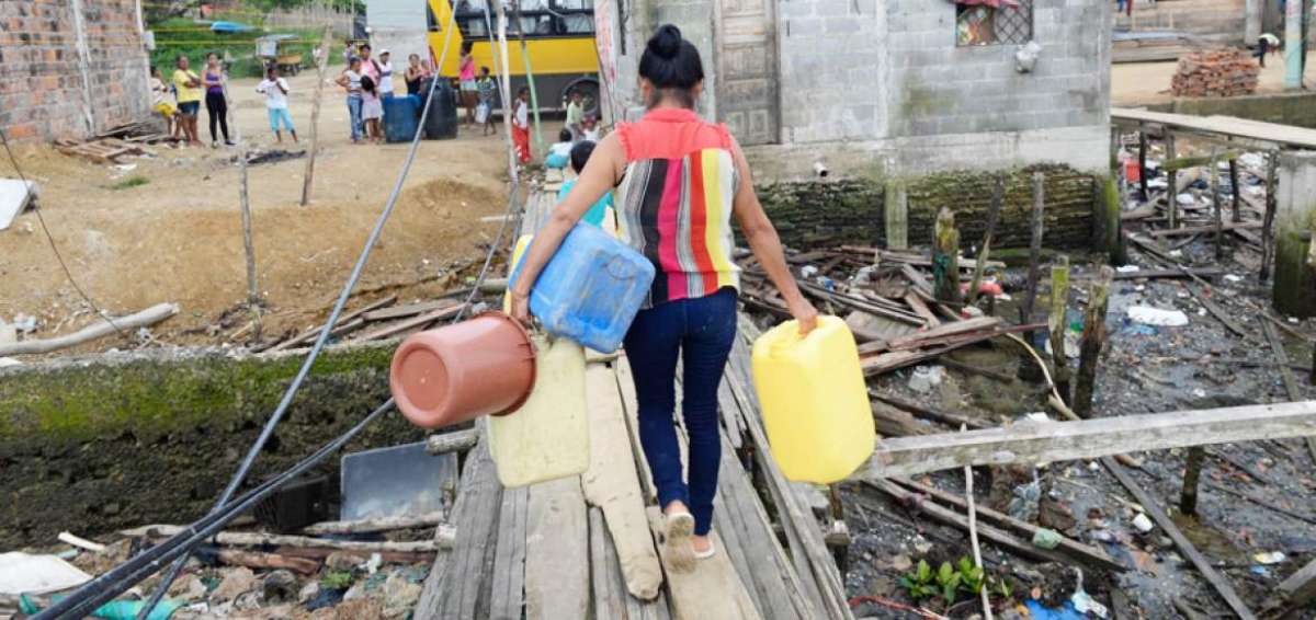 Los proveedores de agua venden a un d&oacute;lar el tanque de 55 galones y muchas veces no la procesan.