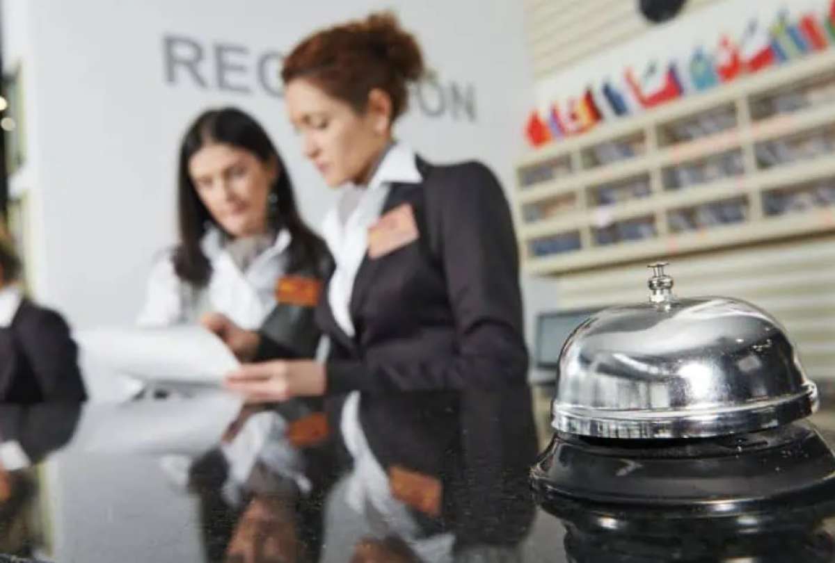 El Grupo SIXSTAR Hotels, busca personal para más de 20 cargos en diferentes áreas para un hotel que se abrirá en Tababela, Quito.