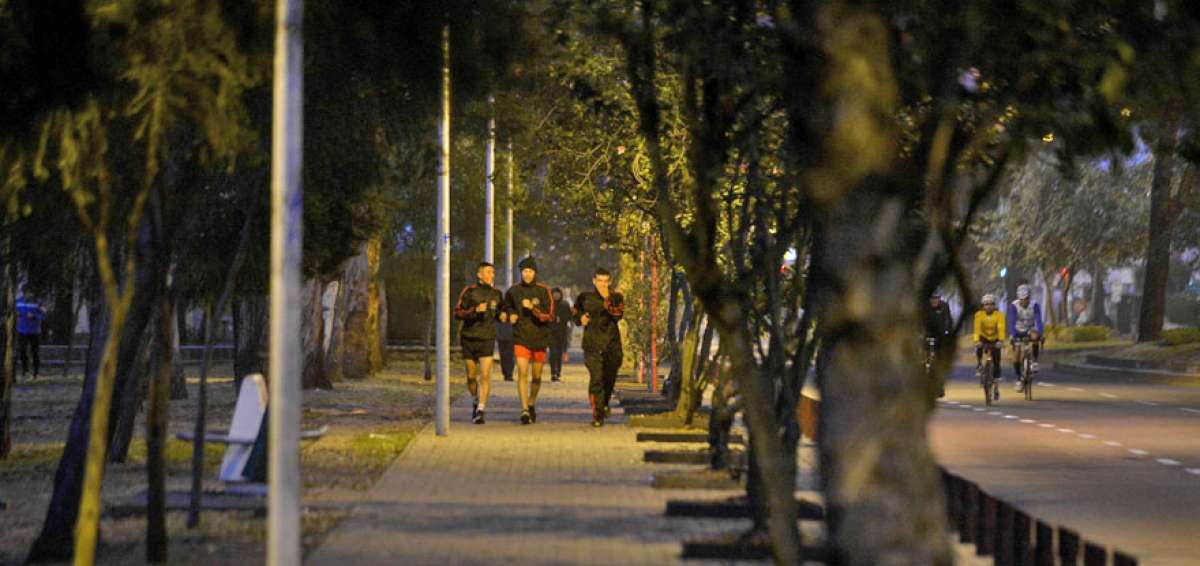 Los eternos madrugadores vencen la pereza y salen a las calles