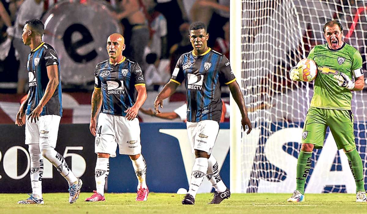 La inexperiencia limita a Independiente (Galer&iacute;a)