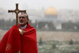 Tensi&oacute;n en Jerusal&eacute;n tras bloqueo a misa de Domingo de Ramos en el Santo Sepulcro
