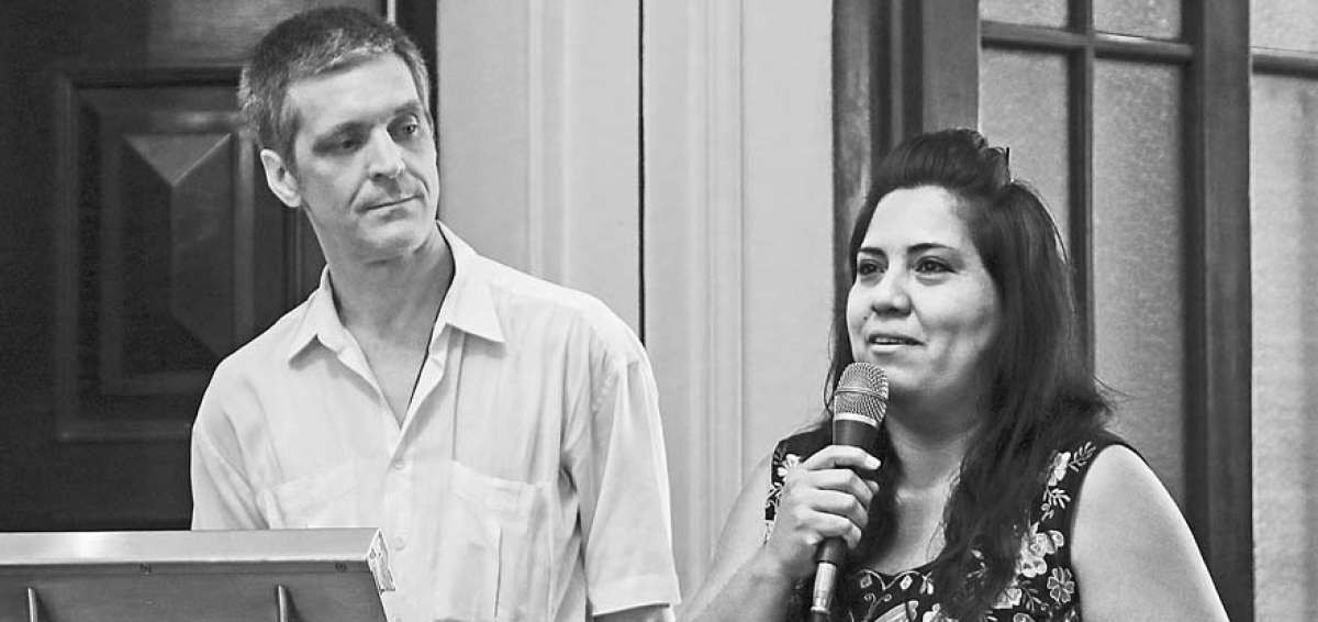 Marcela Noriega y su pareja, Mauro Sb&aacute;rbaro, presentaron en abril sus cinco libros sobre el bullying, el embarazo en la adolescencia, recetas ancestrales y m&aacute;s.
