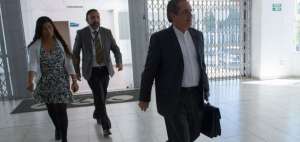 El exfuncionario es procesado por su presunta participaci&oacute;n en el delito de instigaci&oacute;n.