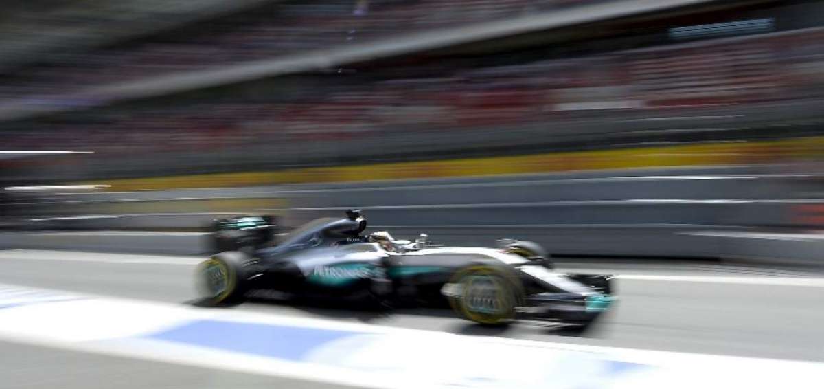 Hamilton consigue la 'pole' en el GP de Espa&ntilde;a