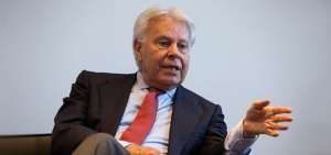 Felipe Gonz&aacute;lez llama error al Socialismo del Siglo XXI
