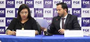 Fiscal&iacute;a recibe documentos sobre corrupci&oacute;n en contratos de Baba y Carrizal-Chone