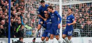 Hazard marc&oacute; un doblete para la victoria del local.