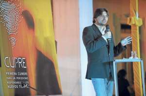 Francisco Sierra Caballero es profesor en la Universidad de Sevilla y tiene un doctorado en Ciencias de Informaci&oacute;n y un masterado por la Universidad de Salamanca. Miguel Castro |  El Tel&eacute;grafo