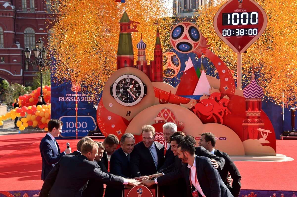 Autoridades rusas desvelaron un reloj electr&oacute;nico gigante donde se mostrar&aacute;n los d&iacute;as restantes para el Mundial 2018. Foto: AFP