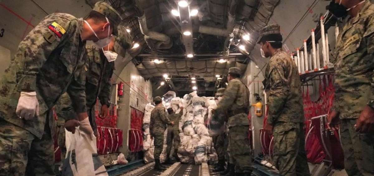 Fuerzas Armadas mantienen operativos de control y cooperan con ayuda humanitaria