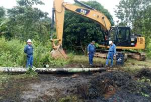 La Empresa Petroecuador dio detalles sobre el derrame de crudo en Orellana. Ocurrió este miércoles. 