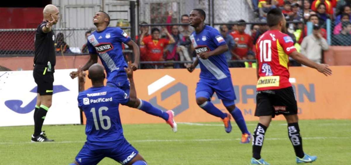 Ayrton Preciado dice que Emelec puede ser puntero si gana los Cl&aacute;sicos diferidos