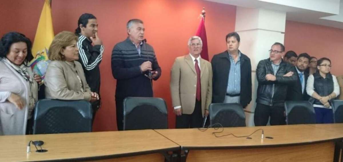 Horna retoma las actividades como rector (e) de la Espoch